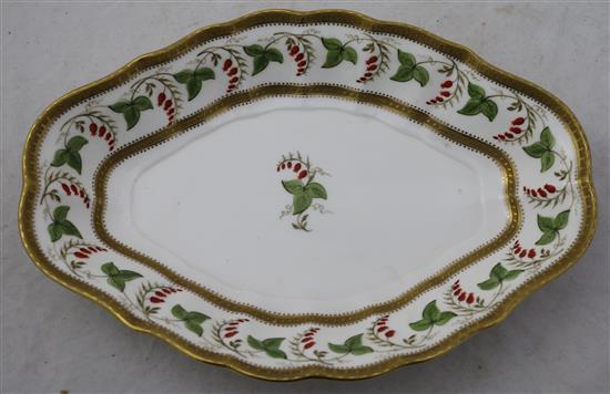 A Wedgwood bone china cherub painted five piece part dessert service, early 20th century, 26cm (7)